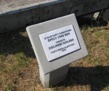 Nyírvidéki kisvasút emlékmű állítás
